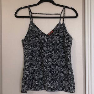 Black and White Elephant Pattern Tank size small